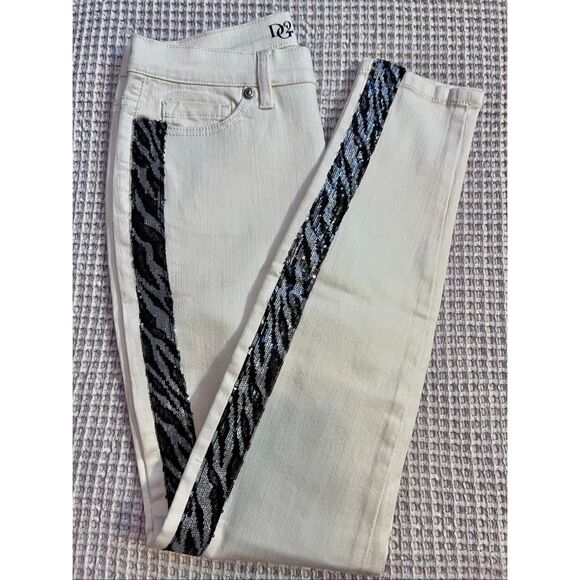 DG2 Diane Gilman Stretch NWOT White w/ Black & Silver Sequined Zebra Stripe - Picture 2 of 6